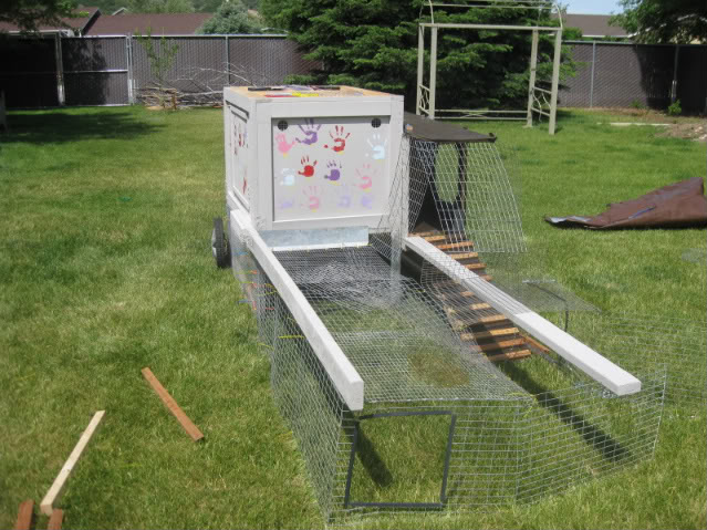 Chicken tractor coop