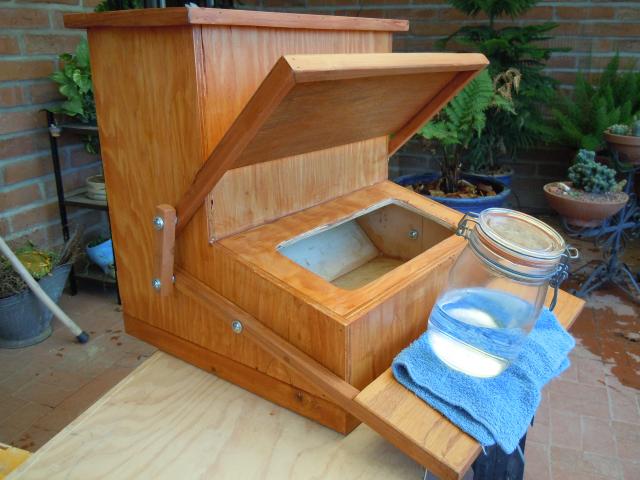 diy chicken feeder with pallets