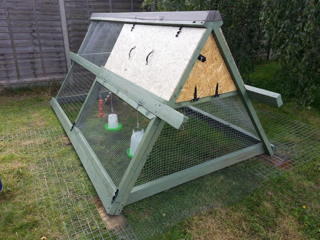 Deluxe A frame chicken coop